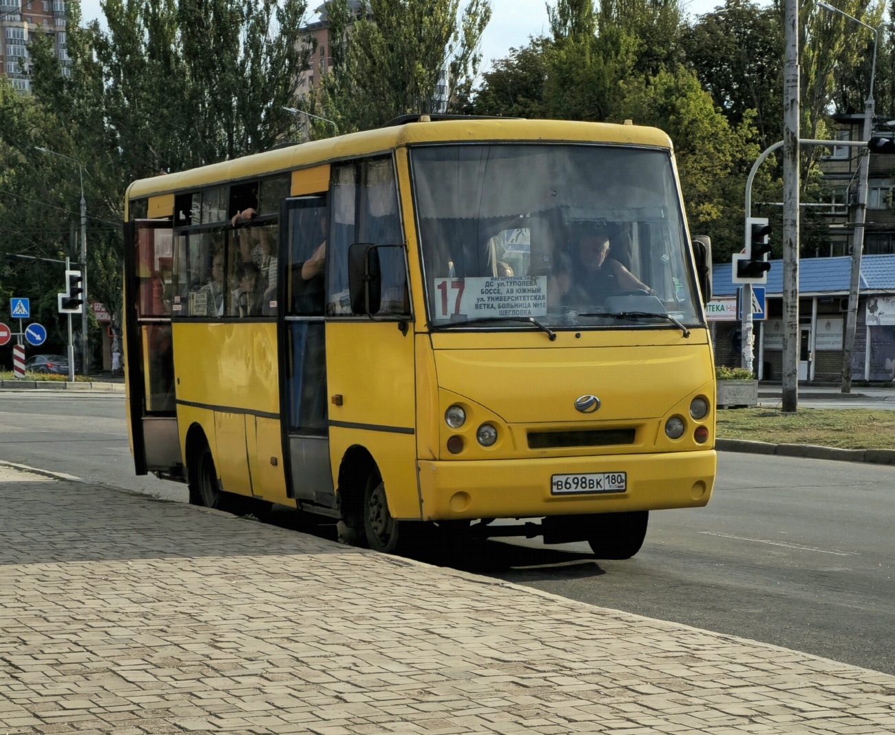 Донецкая область, I-VAN A07A-32 № B 698 BK 180