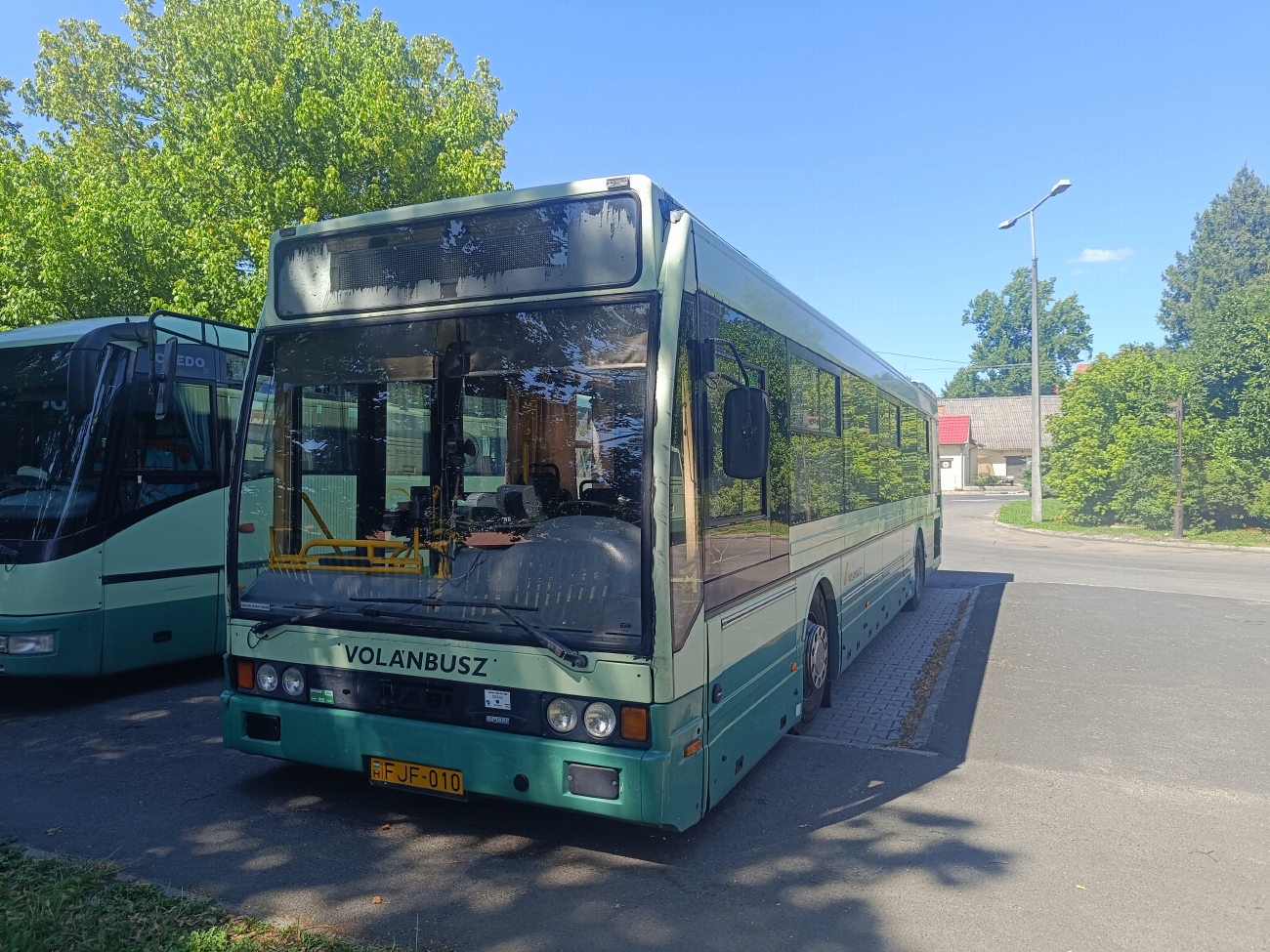 Hungary, NABI 700 SE # FJF-010