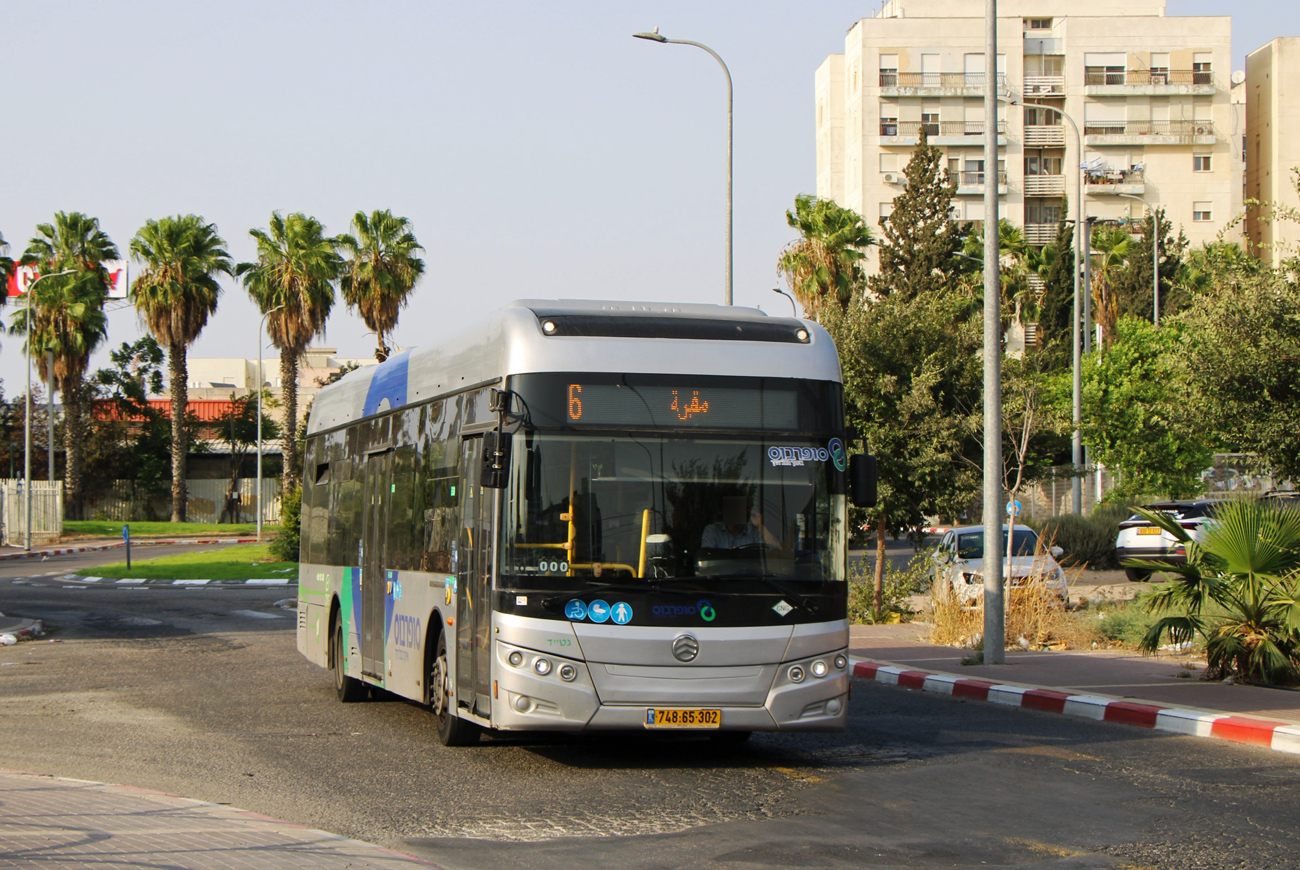 Израиль, Golden Dragon XML6125CLN № 748-65-302
