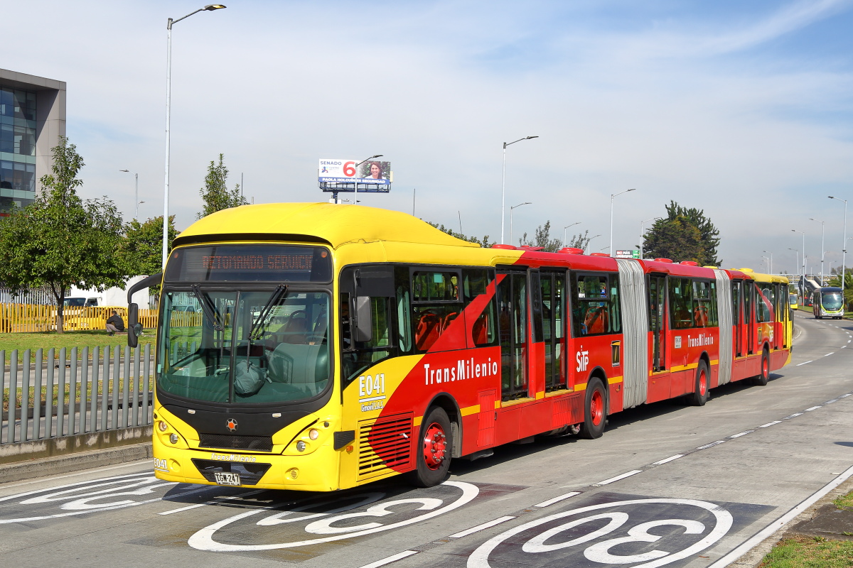 Колумбия, Marcopolo Gran Viale Biarticulado № E041