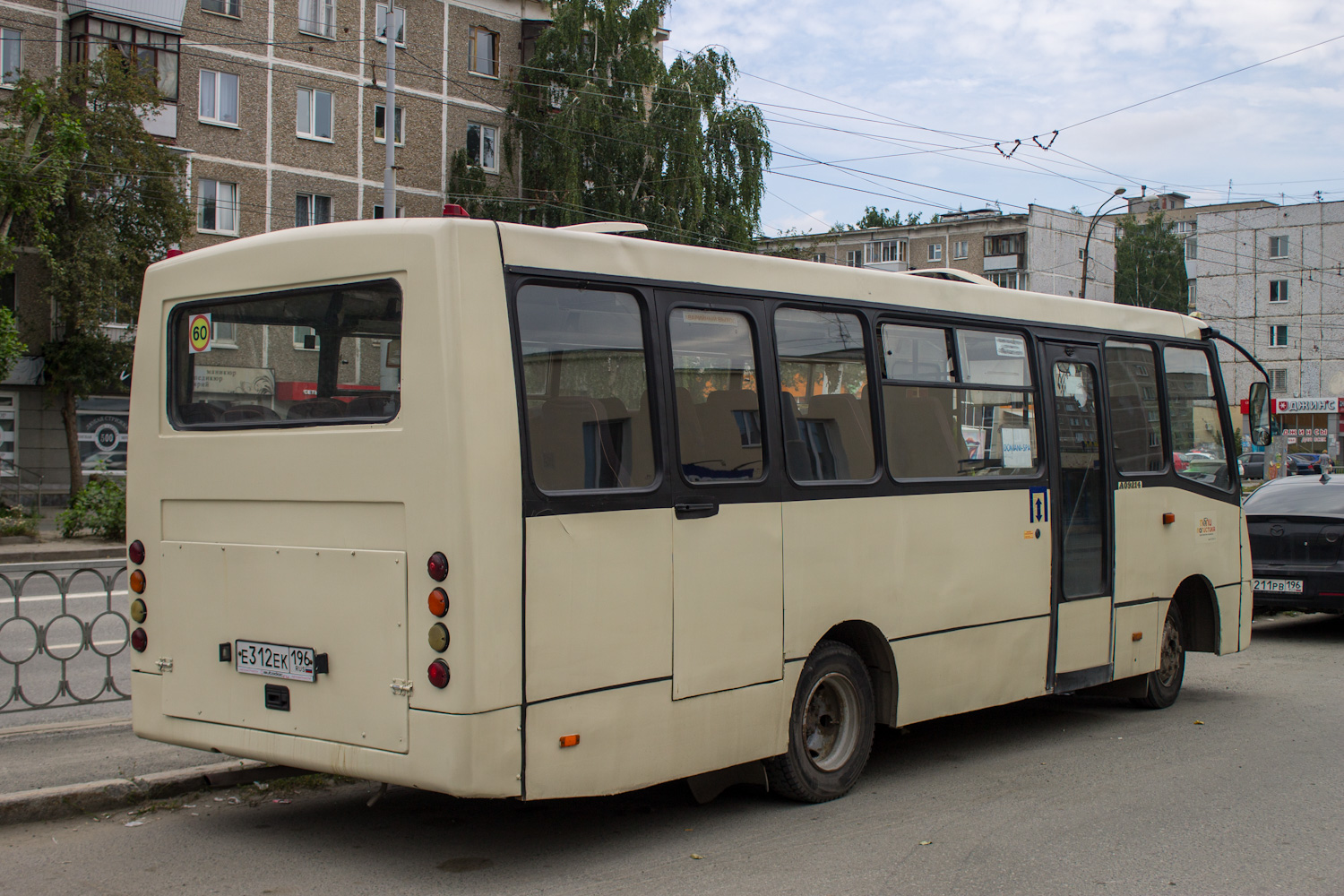 Свердловская область, ЧА A09214 № Е 312 ЕК 196