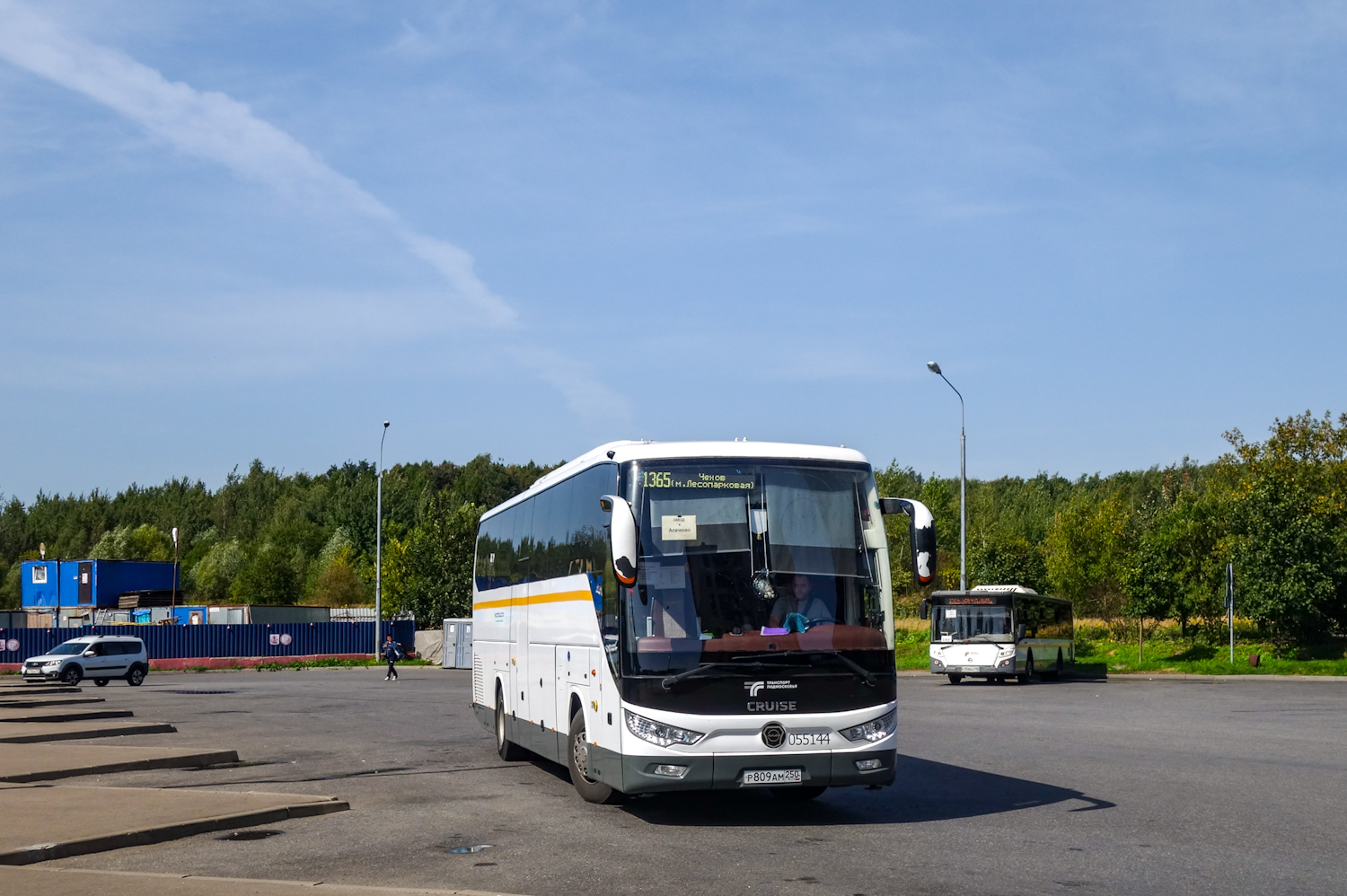 Московская область, Foton BJ6122U8MKB-A2 № 055144; Московская область, ЛиАЗ-5292.65-03 № 056067