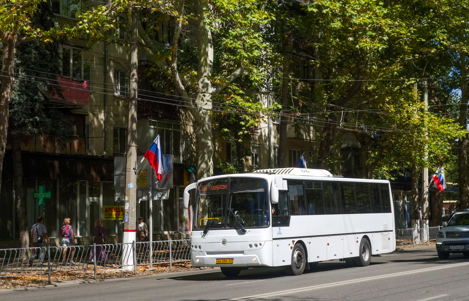 Республика Крым, КАвЗ-4238-62 № АВ 284 82