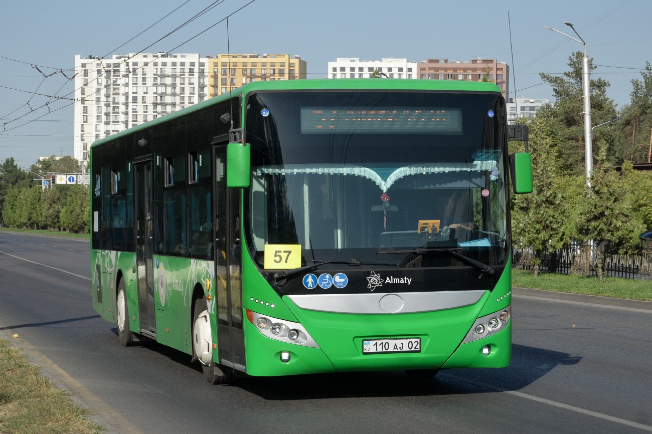 Алматы, Yutong ZK6118HGA (СарыаркаАвтоПром) № 110 AJ 02