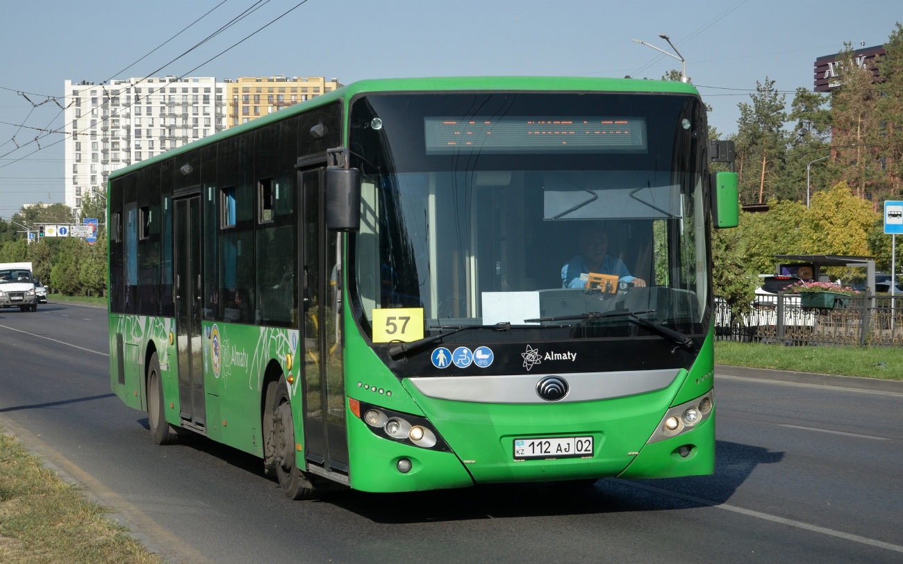 Алматы, Yutong ZK6118HGA (СарыаркаАвтоПром) № 112 AJ 02