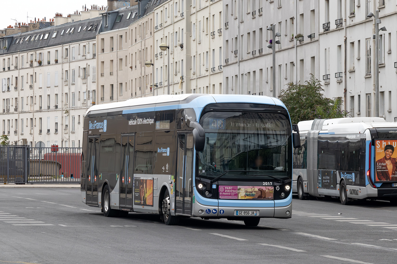 Франция, Bolloré Bluebus 12 Facelift № 2017