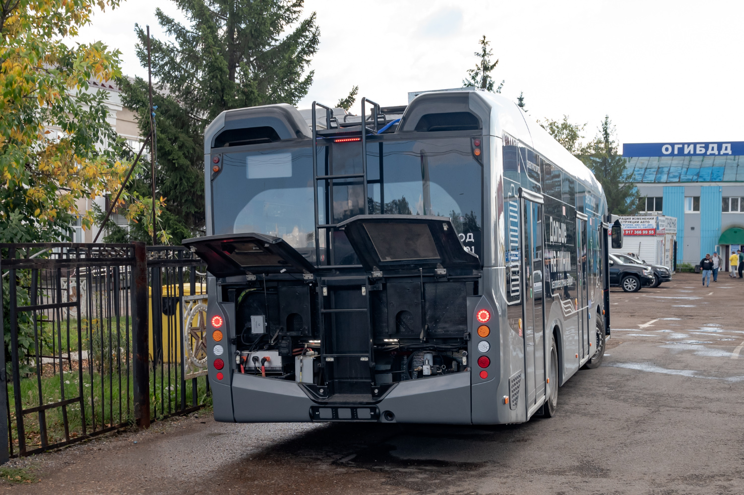 Башкортостан, УТТЗ-6242.01 "Электрогород" № О 576 ВЕ 702