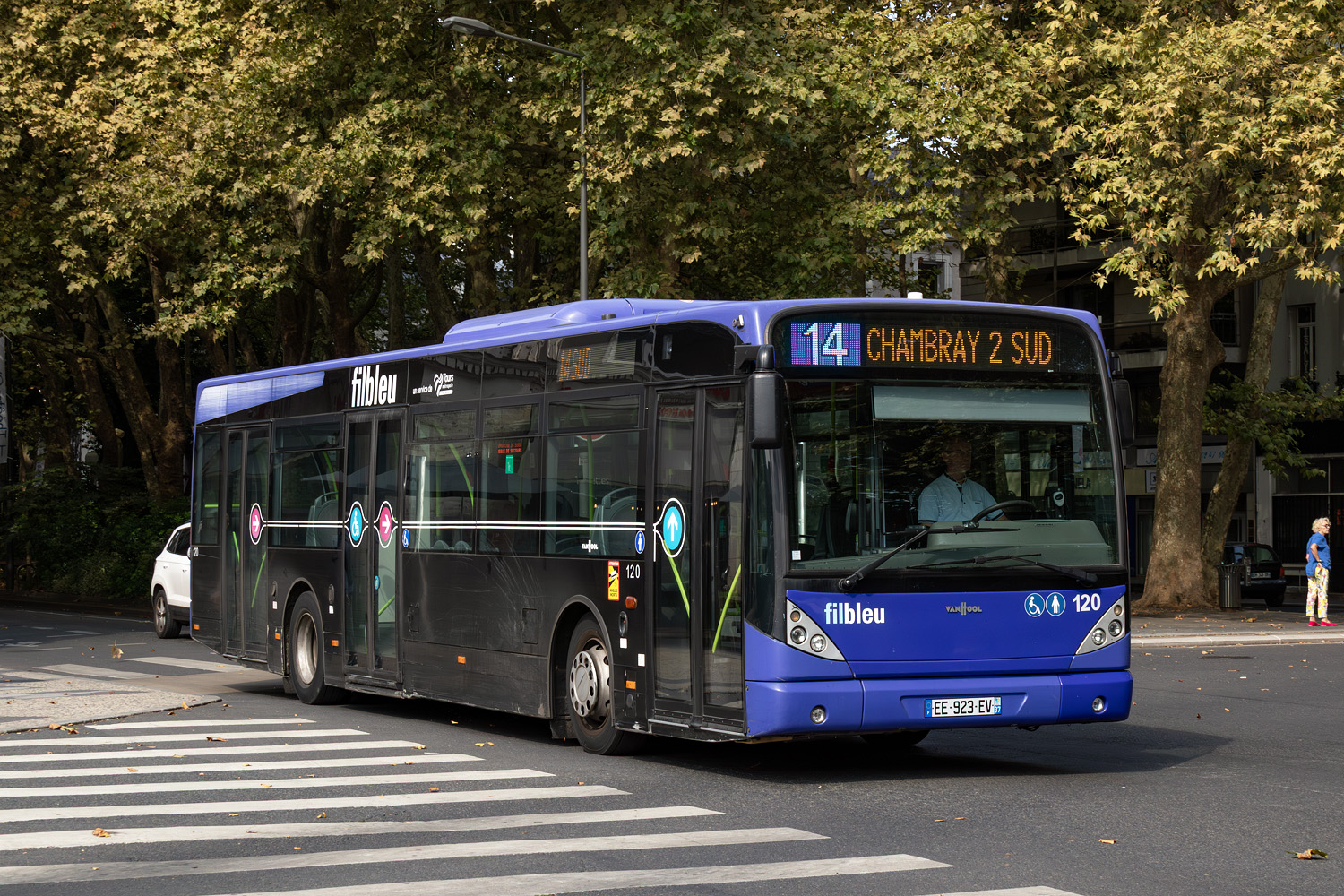 Франция, Van Hool New A330 № 120