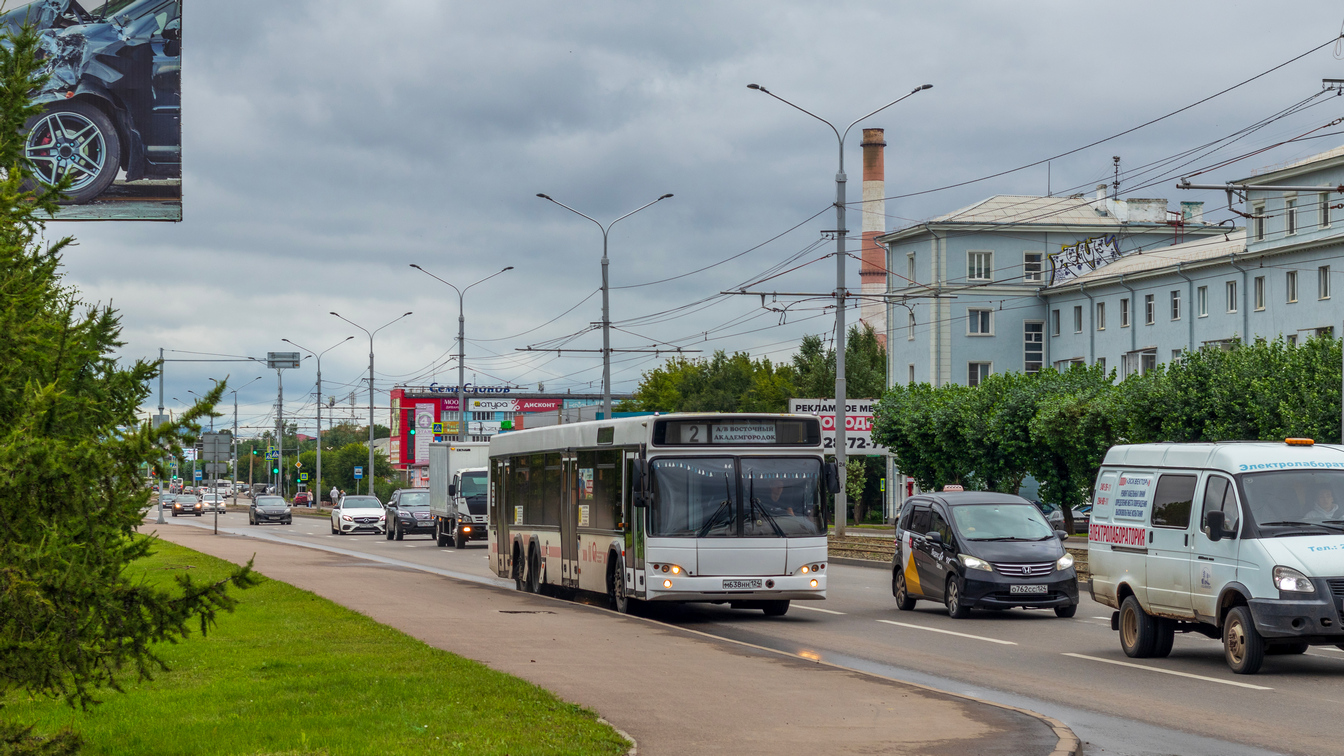 Красноярский край, МАЗ-107.468 № М 638 НН 124