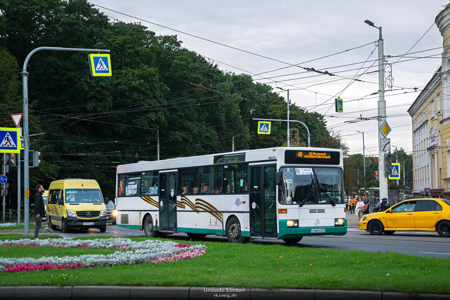 Калининградская область, Луидор-223610 (MB Sprinter) № 075; Калининградская область, Mercedes-Benz O405 № С 064 КН 39
