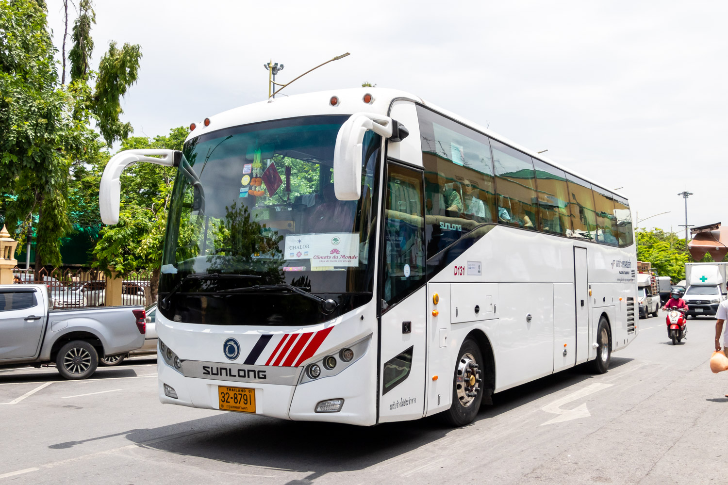 Таиланд, Sunlong SLK6120D № D131