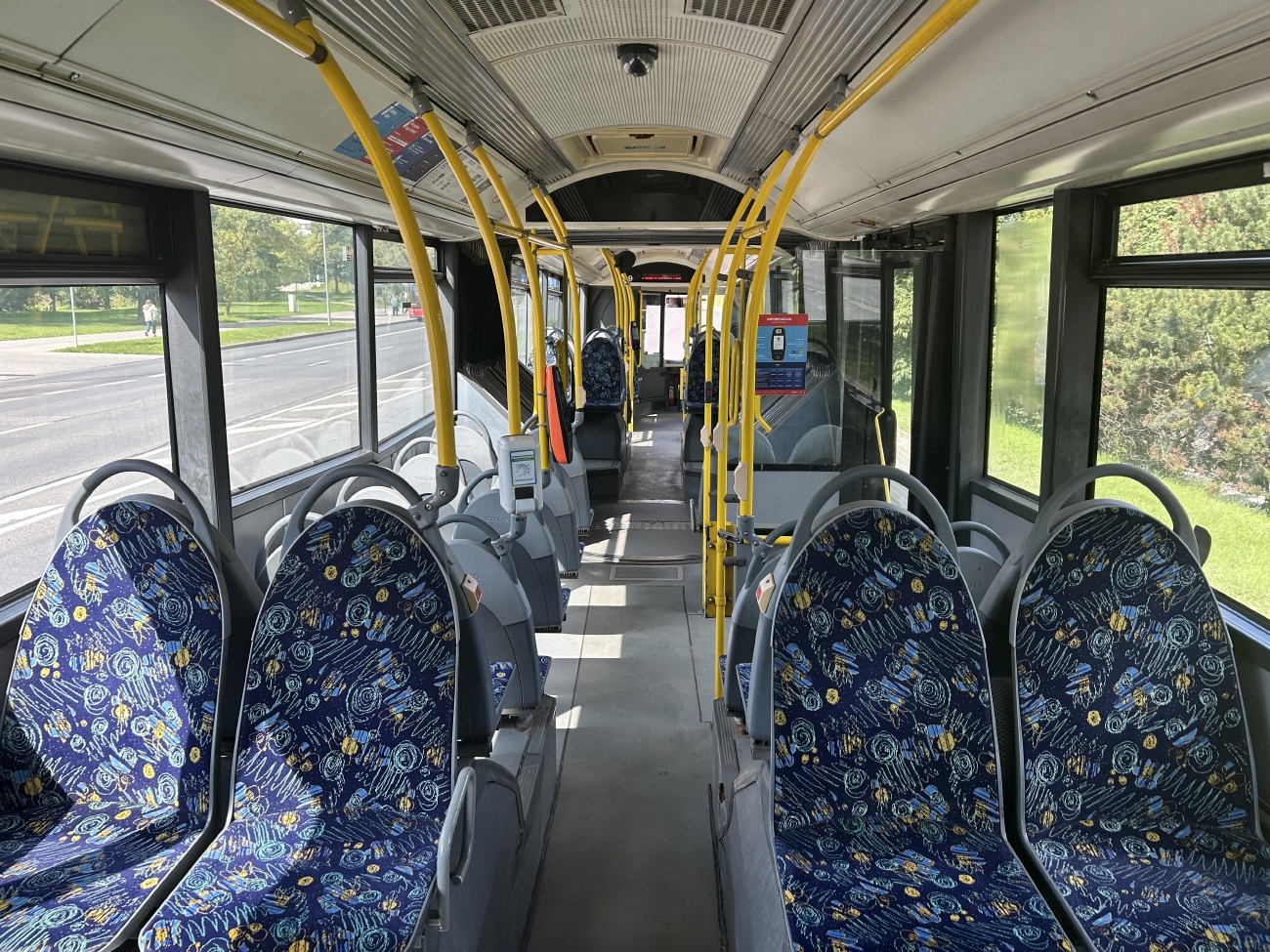 Литва, Volvo 7700A № 749