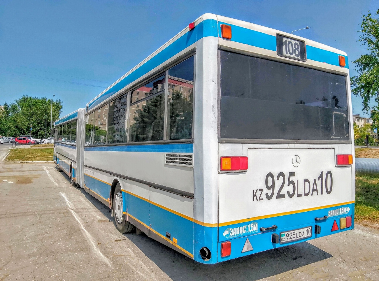 Kostanay province, Mercedes-Benz O405G č. 925 LDA 10