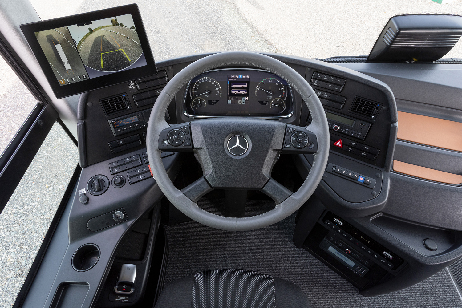 Баден-Вюртемберг, Mercedes-Benz Intouro III hybrid № NU-MB 1522