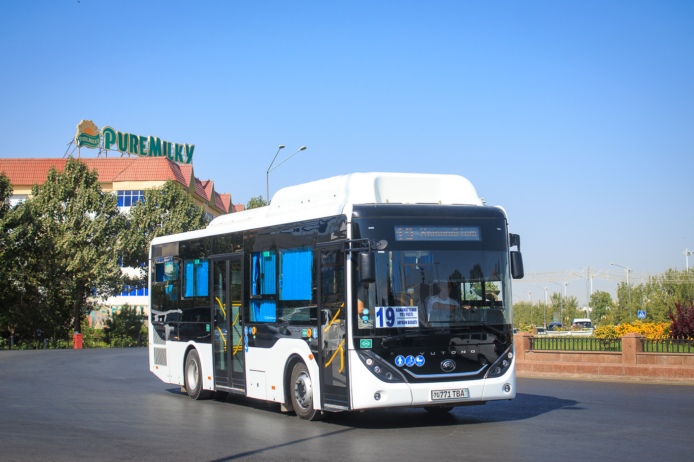 Узбекистан, Yutong № 70 771 TBA