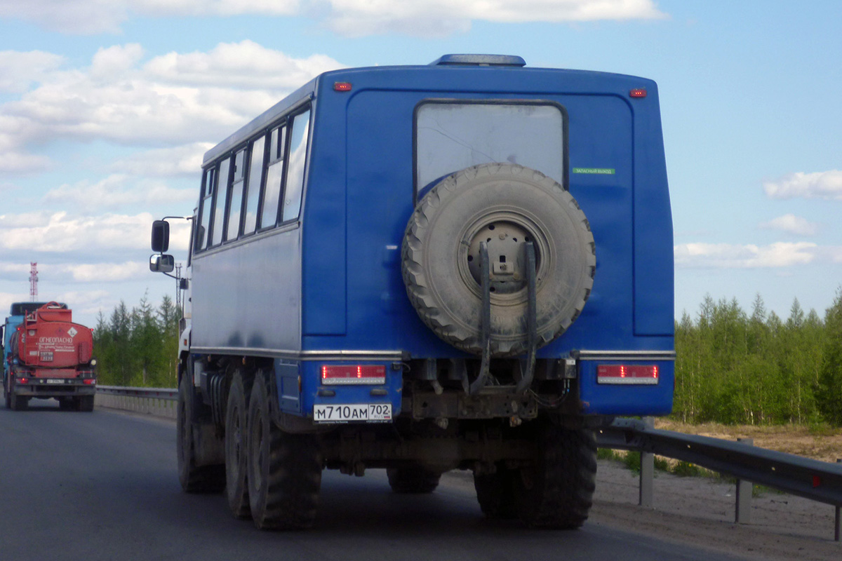 Башкортостан, НефАЗ-4208-34 № М 710 АМ 702
