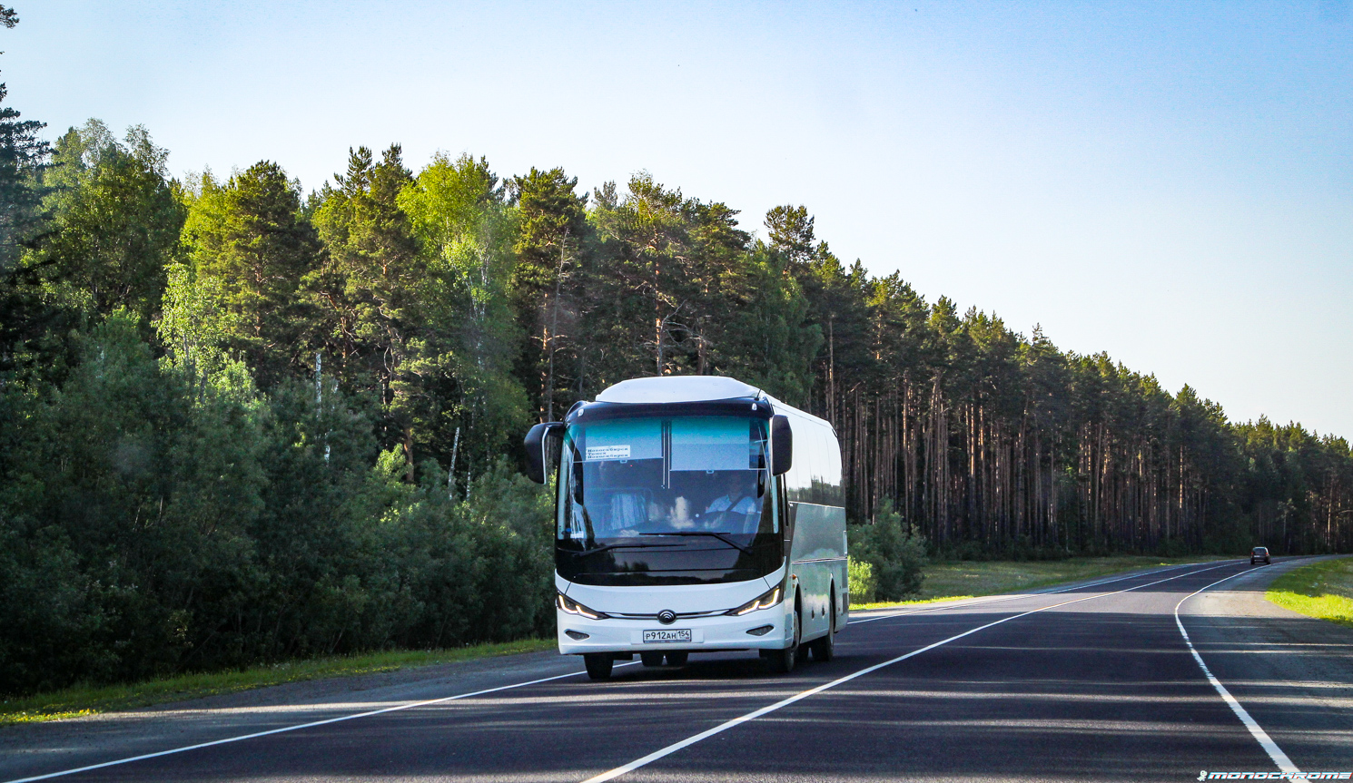 Новосибирская область, Yutong C9 (ZK6947HN) № Р 912 АН 154