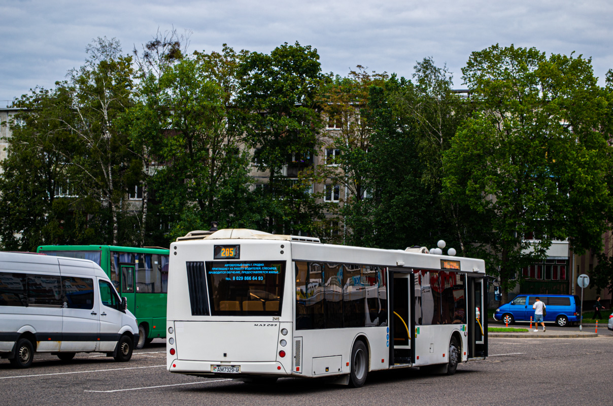 Гродненская область, МАЗ-203.116 № 021415
