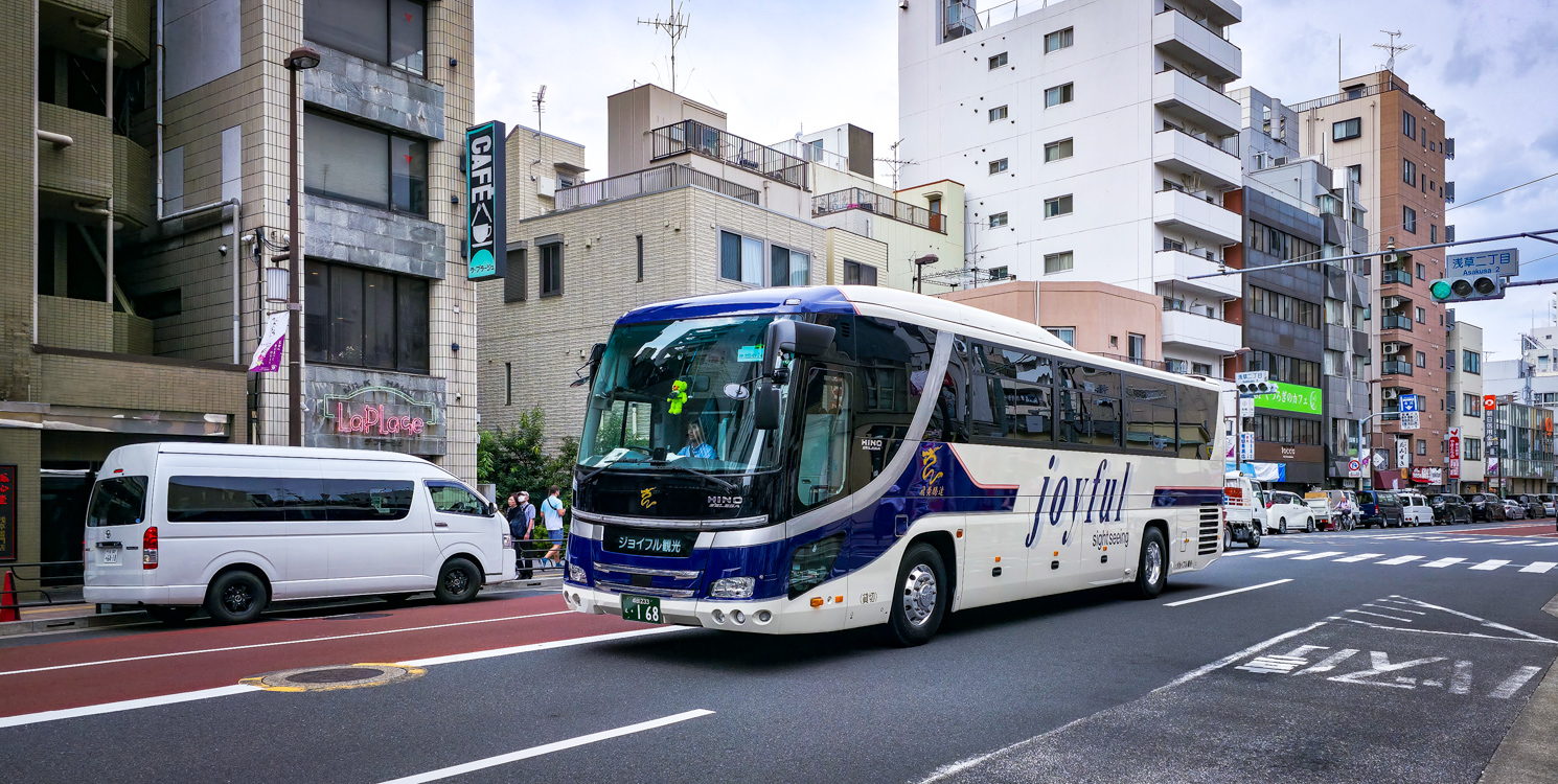 Япония, Hino S'elega HD 2PG-RU1ASDA № 成田233え168