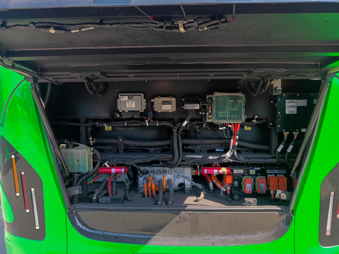 Китай, Granton GTZ6129BEVR № 鲁 653121