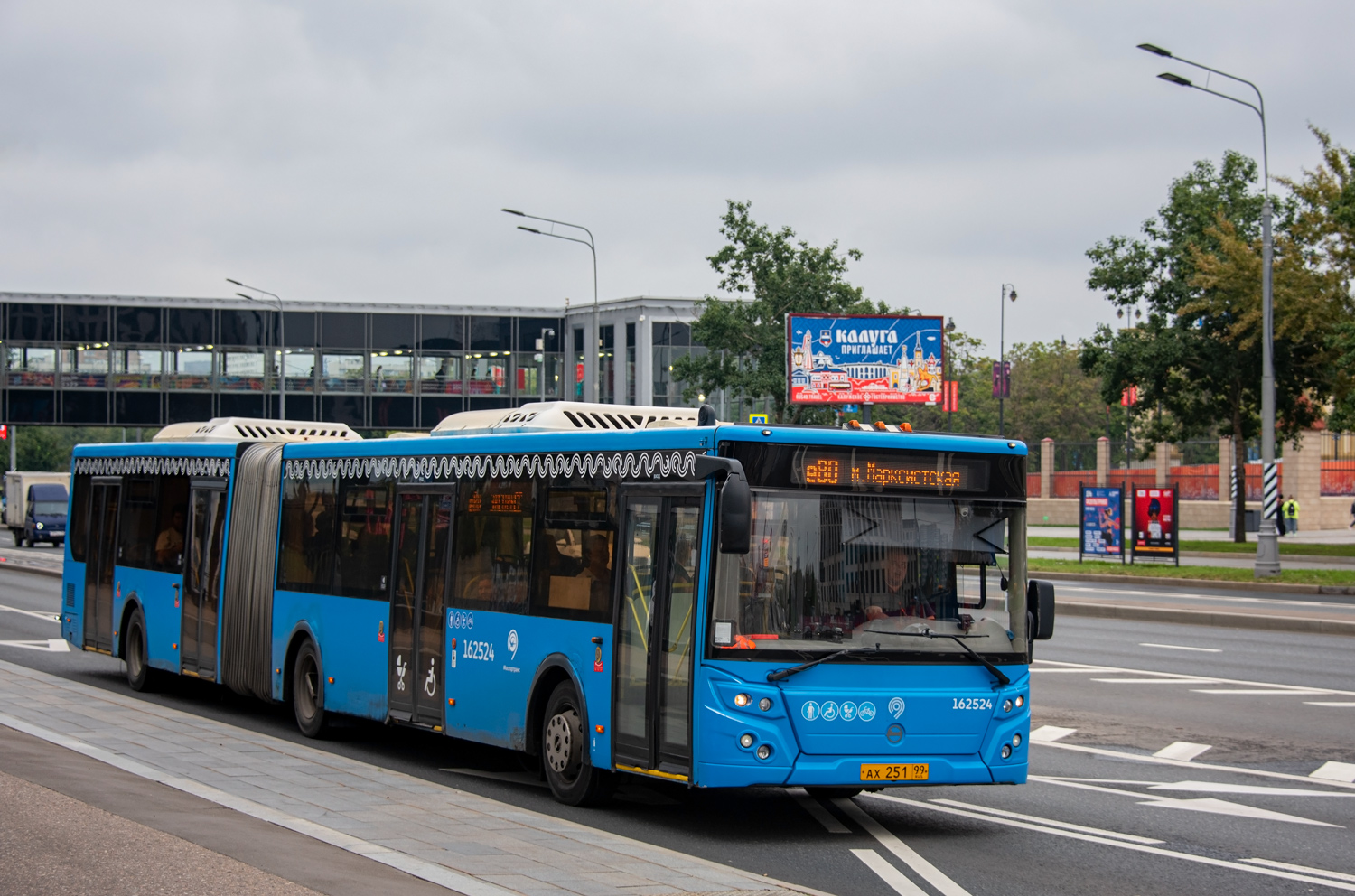 Moskva, LiAZ-6213.65 č. 162524 Moskva, LiAZ-6213.65 č. 162524