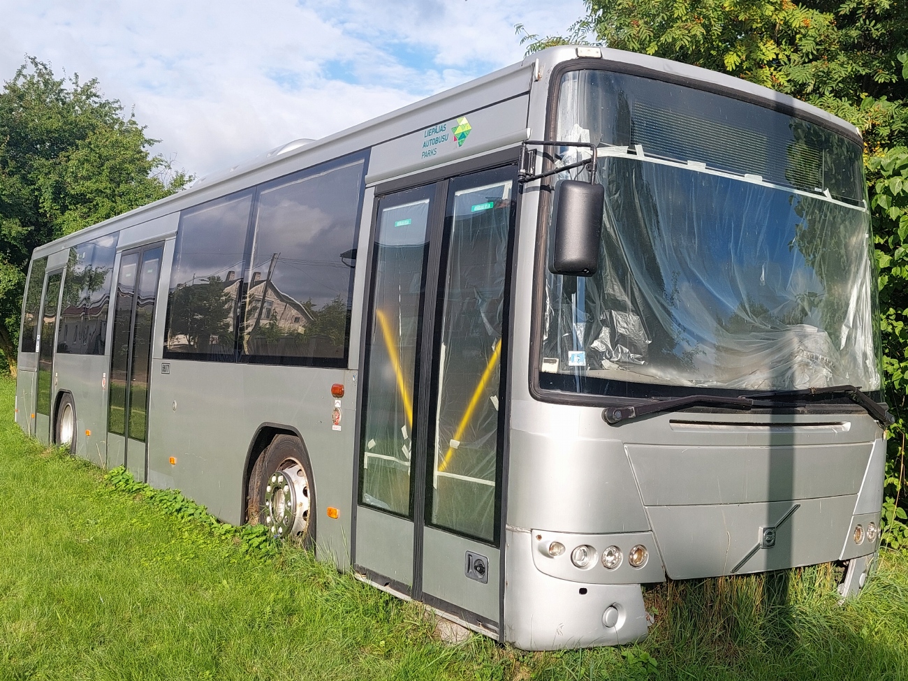 Латвия, Volvo 8700LE № 5977 Латвия, Volvo 8700LE № 5977