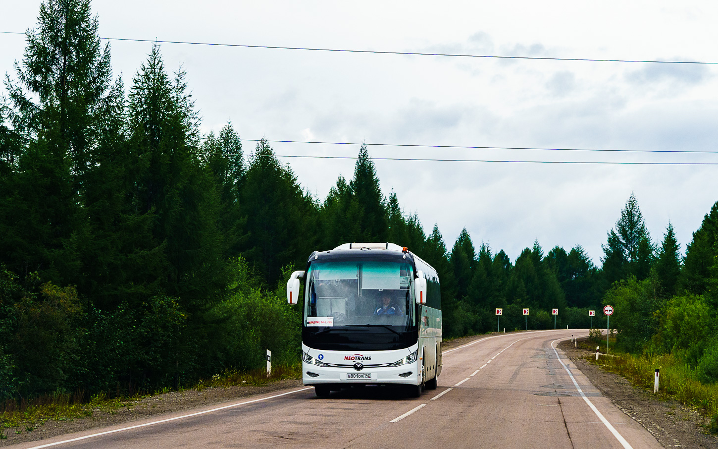 Sakha (Yakutia), Yutong C12 (ZK6127HQ) # Е 801 ОМ 142