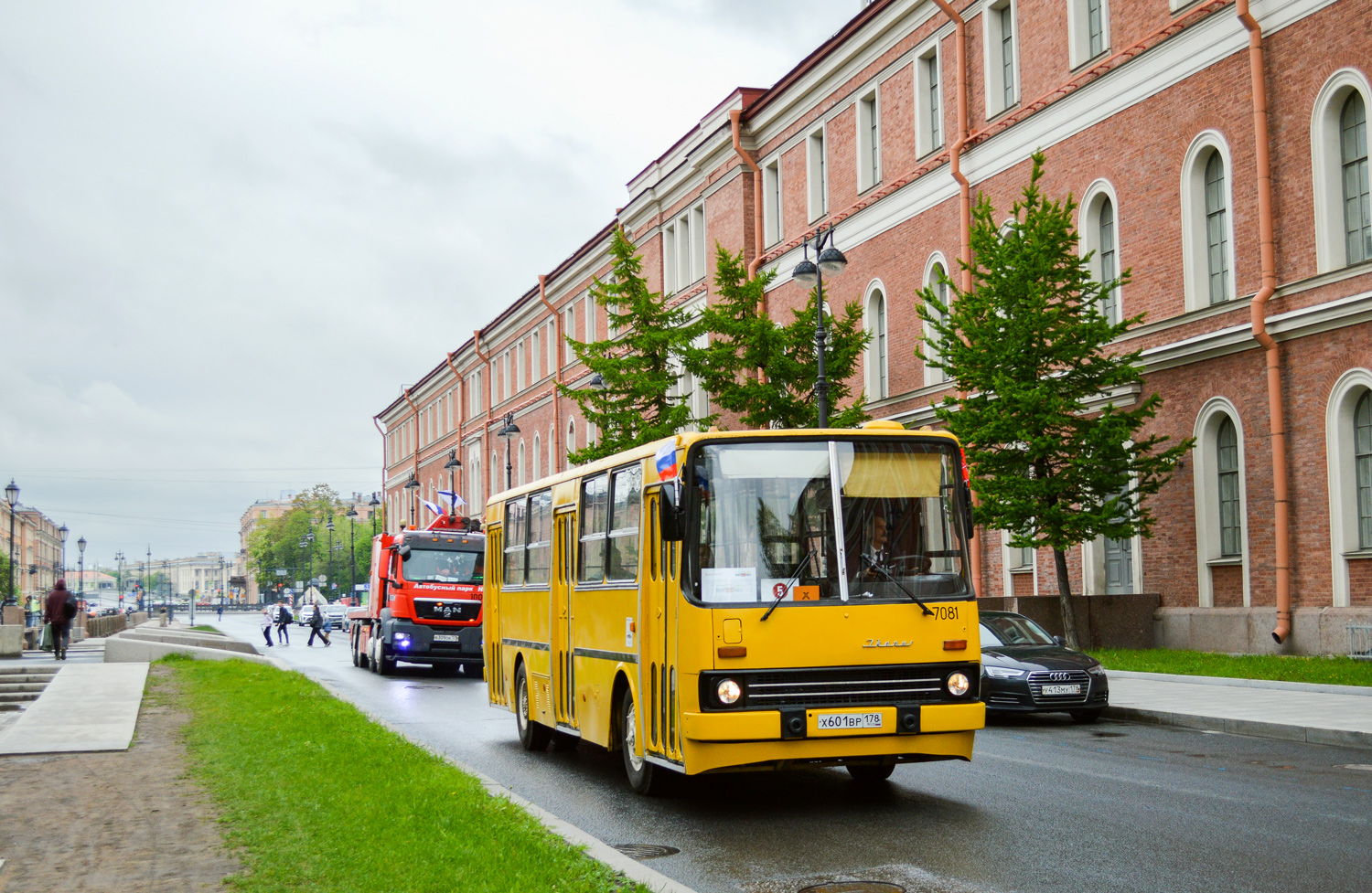 Санкт-Петербург, Ikarus 260.37 № 7081; Санкт-Петербург — VI Международный транспортный фестиваль "ТранспортФест-2025"
