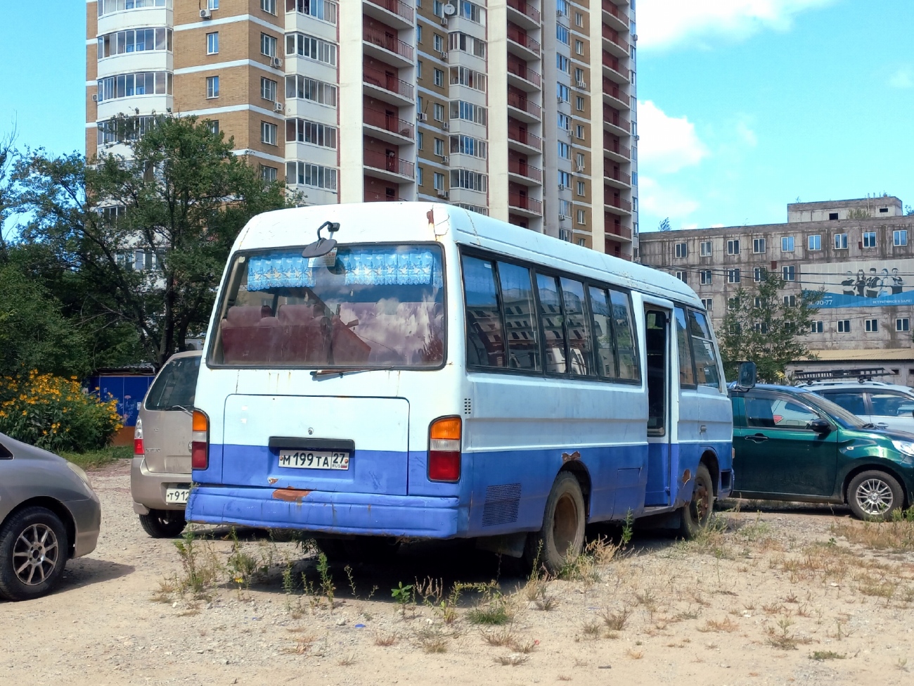 Хабаровский край, Kia Combi № М 199 ТА 27