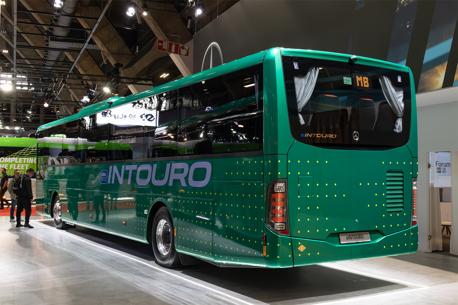 Баден-Вюртемберг, Mercedes-Benz eIntouro M № [405924]; Бельгия — Busworld Europe 2025