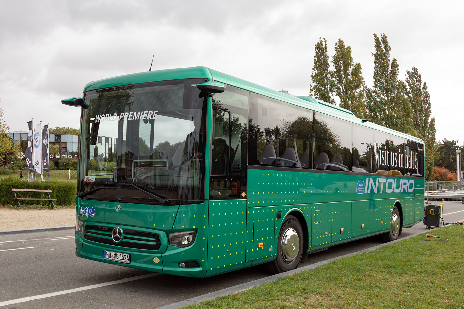 Баден-Вюртемберг, Mercedes-Benz eIntouro № 1524; Бельгия — Busworld Europe 2025