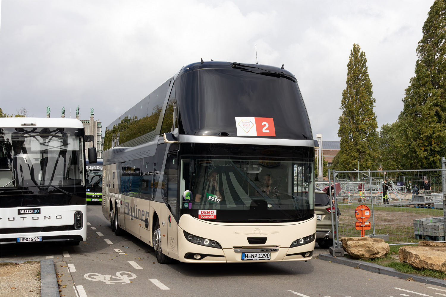 Бавария, Neoplan P06 N1222/3L Skyliner L № M-NP 1290; Бельгия — Busworld Europe 2025