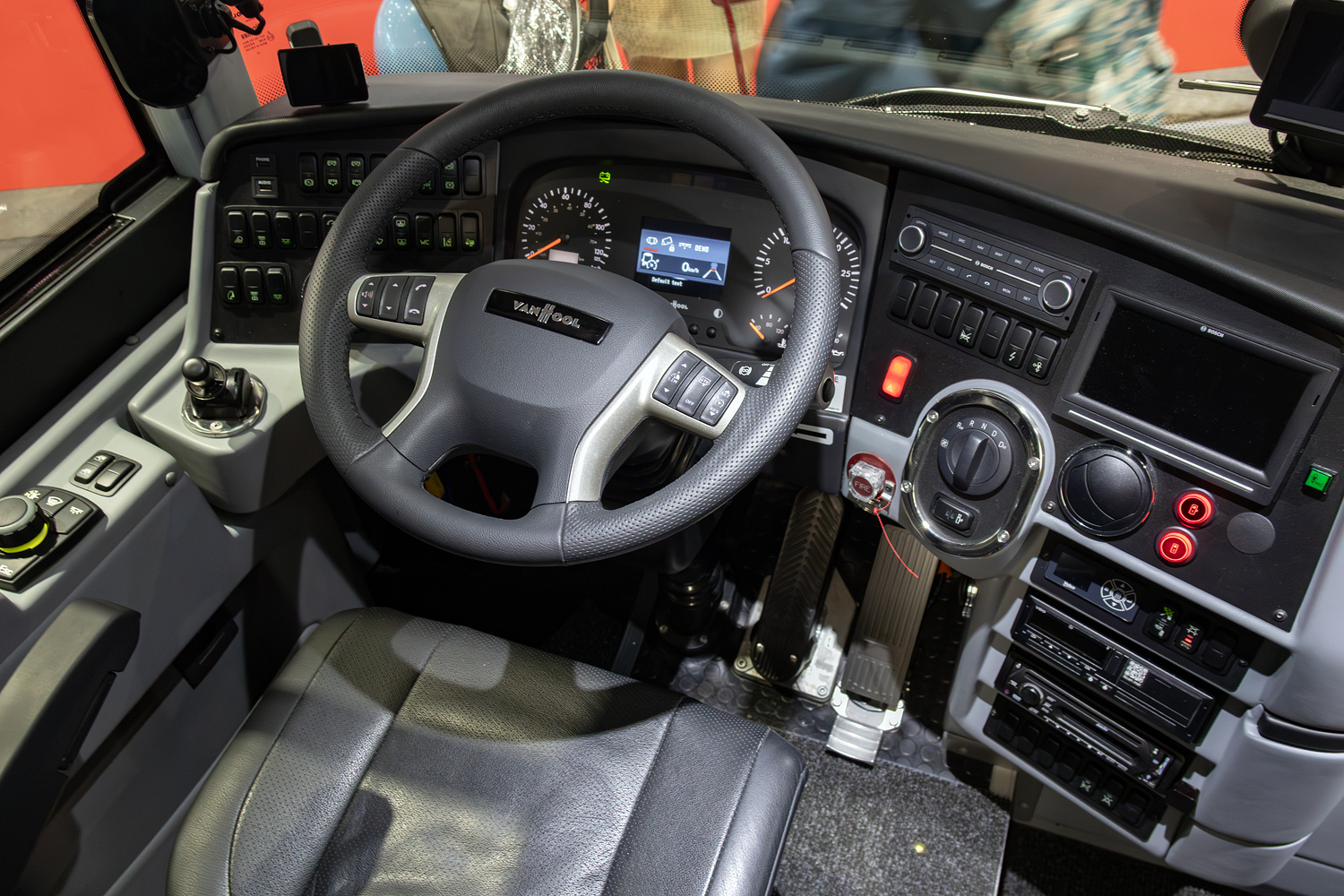 Нидерланды, Van Hool TDX27 Astromega № [57262]; Бельгия — Busworld Europe 2025