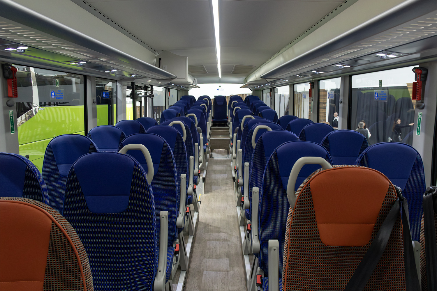 Испания, Irizar i3 electric 12,2 № [i3]; Бельгия — Busworld Europe 2025