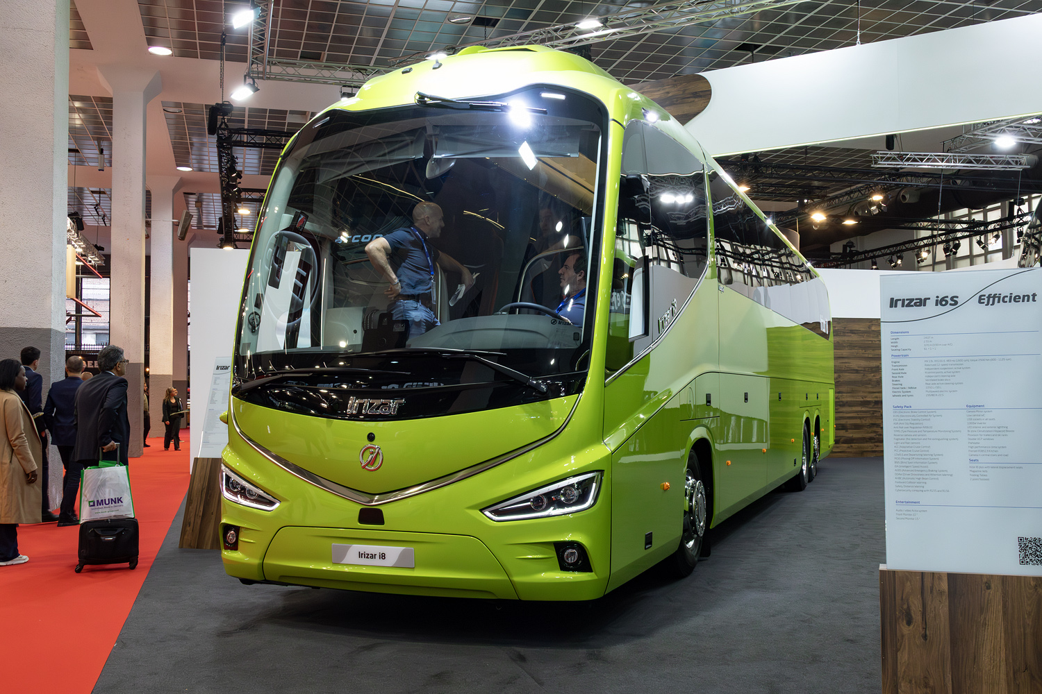 Испания, Irizar i8 14,98-3,75 № [180652]; Бельгия — Busworld Europe 2025