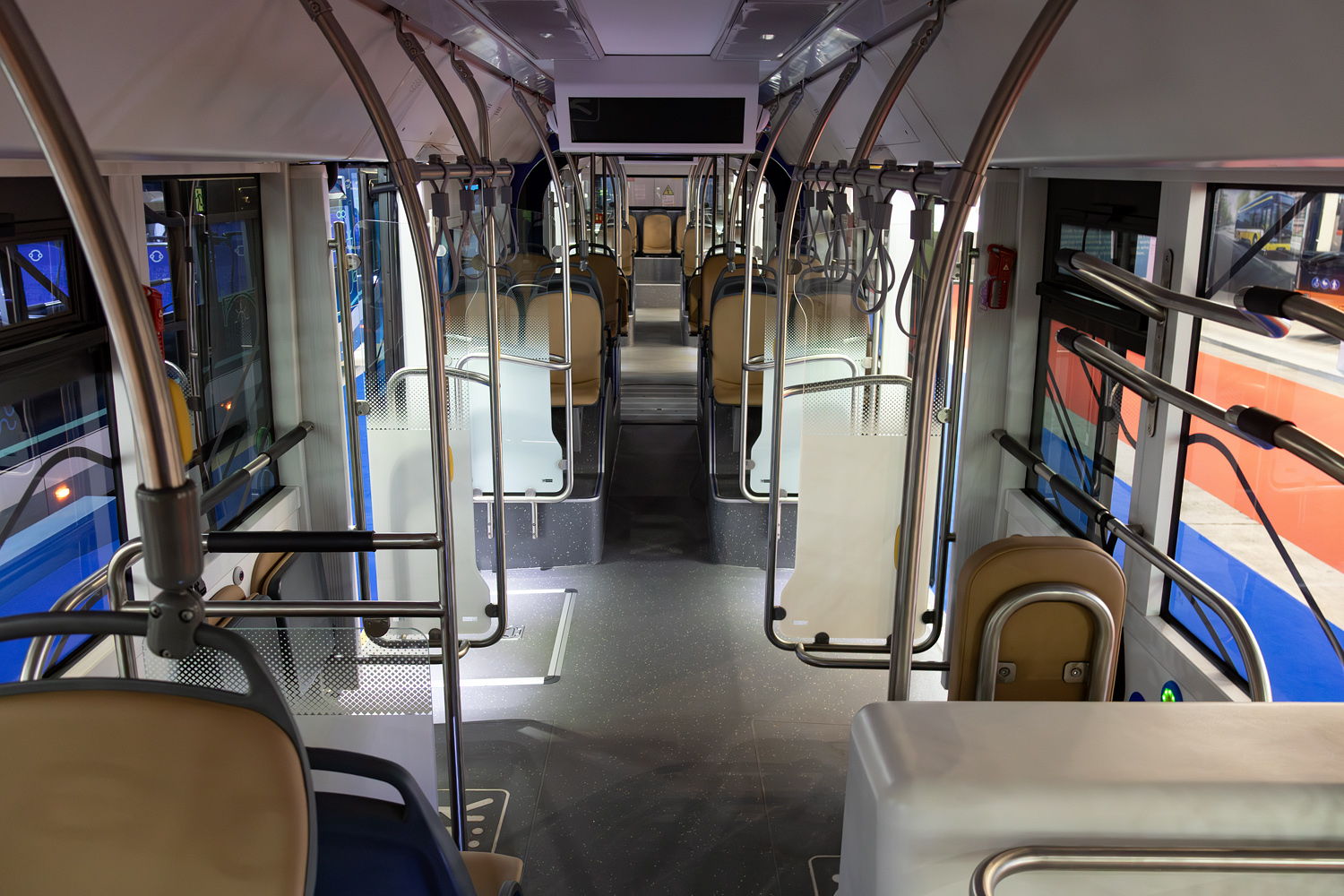 Португалия, Caetano H2.City Gold BRT № [EV H2 18M]; Бельгия — Busworld Europe 2025