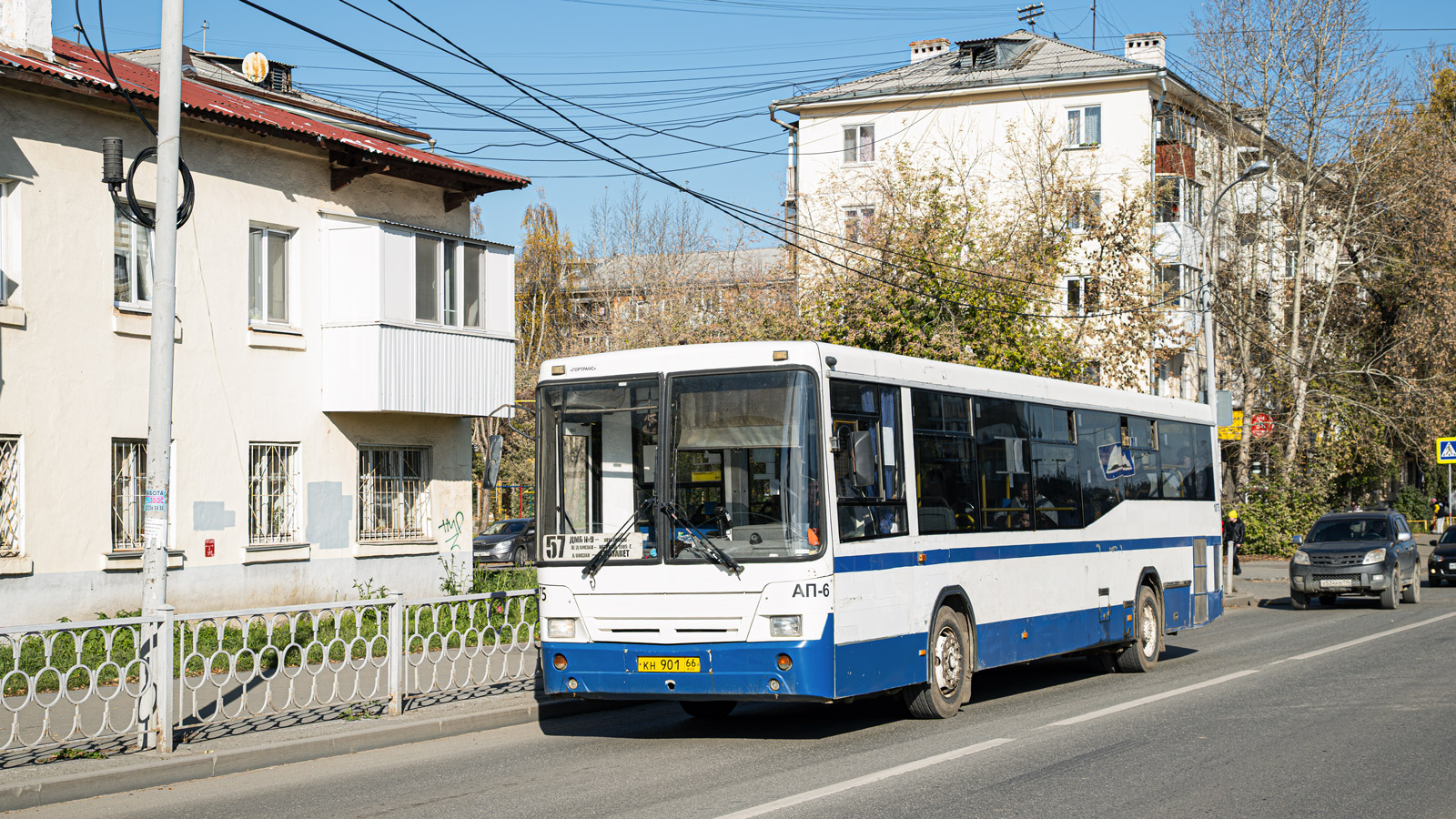 Свердловская область, НефАЗ-5299-30-32 № 1875