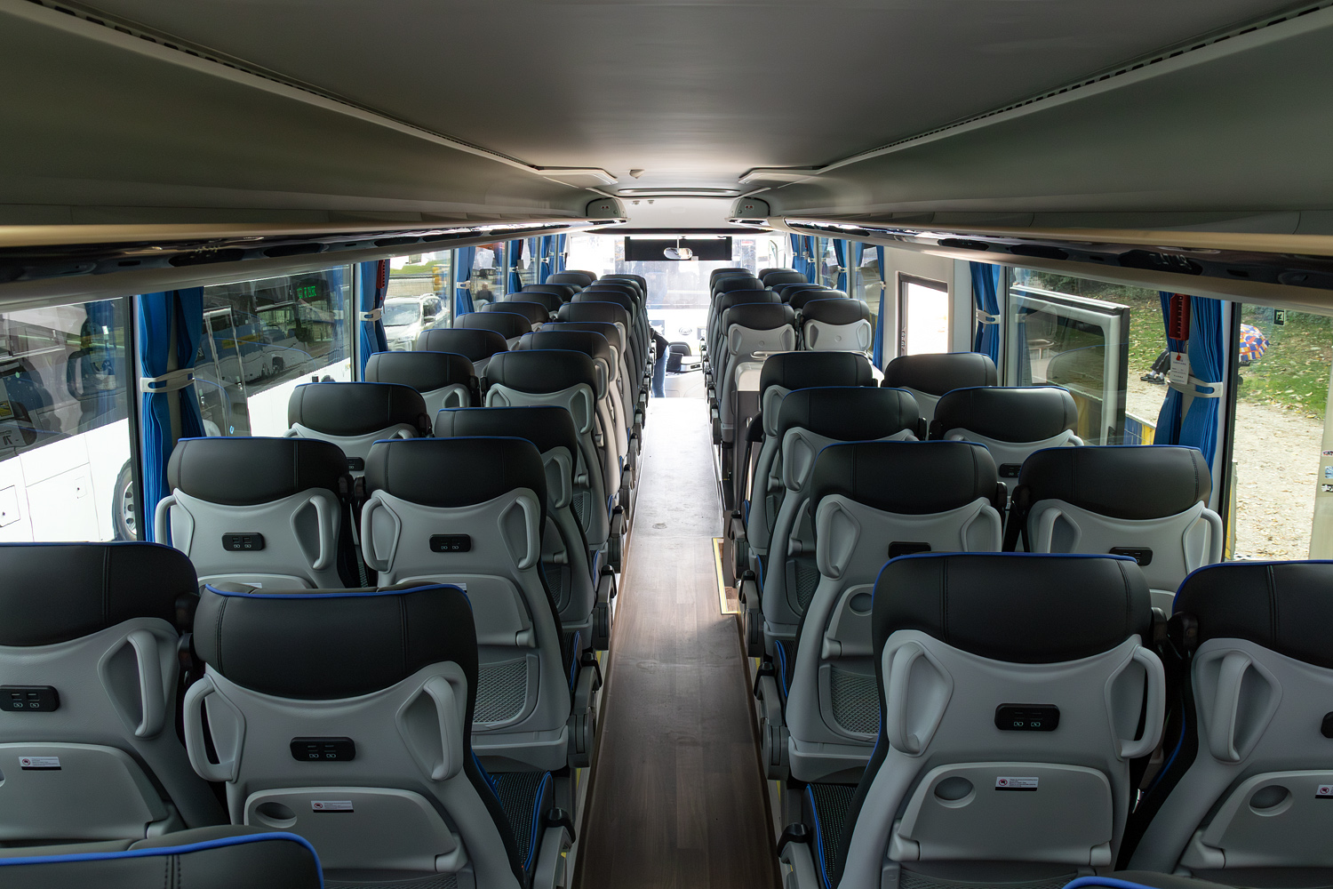 Нидерланды, Yutong T14E № BB-206-R; Бельгия — Busworld Europe 2025