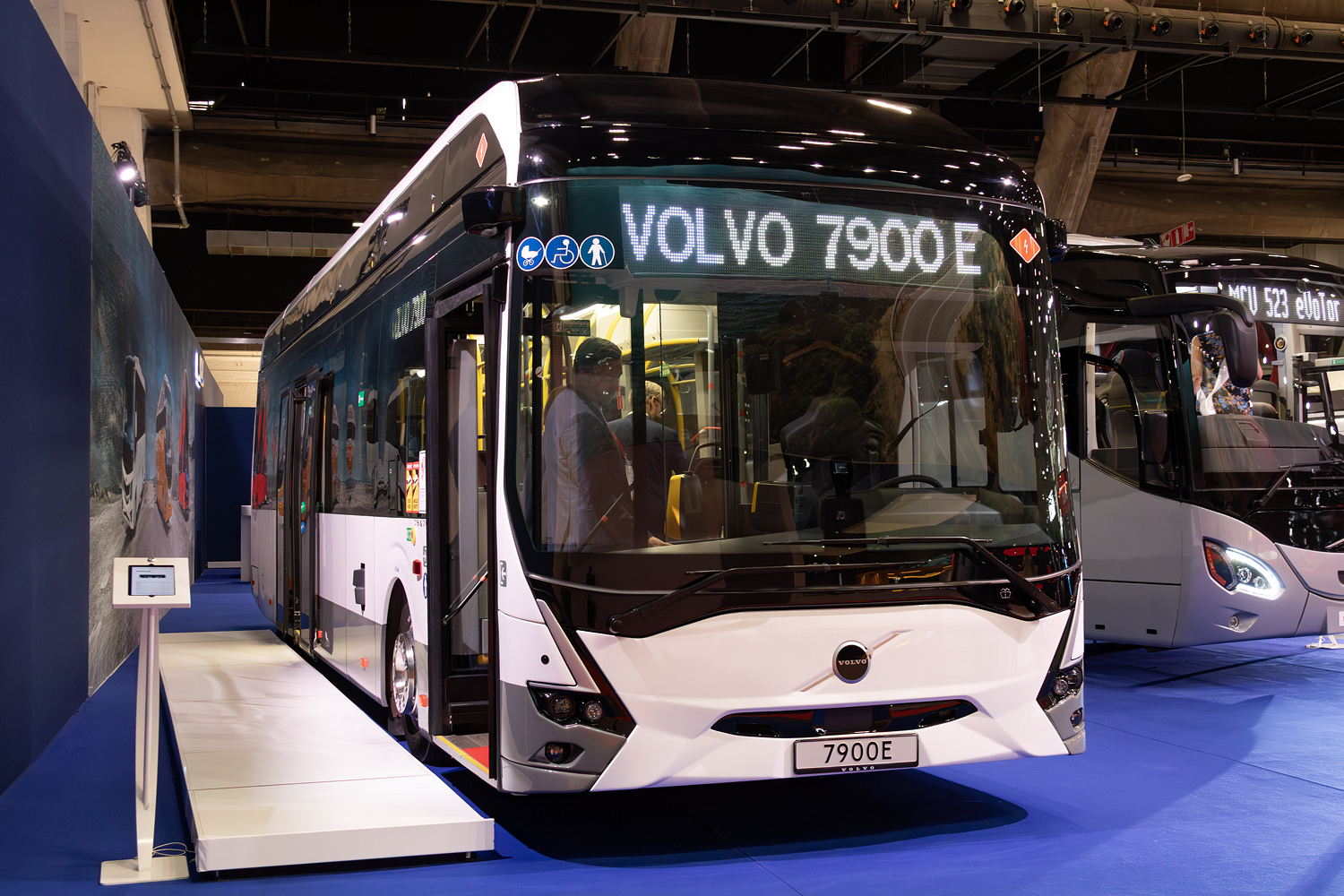 Северный Рейн-Вестфалия, Volvo 7900E № [221496]; Бельгия — Busworld Europe 2025