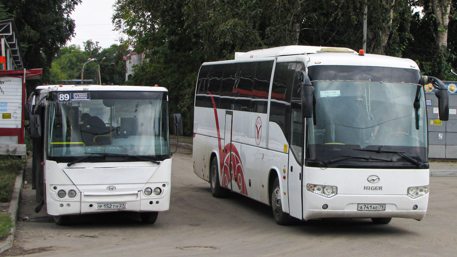 Хабаровский край, Богдан А20111 № 4392; Еврейская автономная область, Higer KLQ6129Q № А 741 АЕ 79