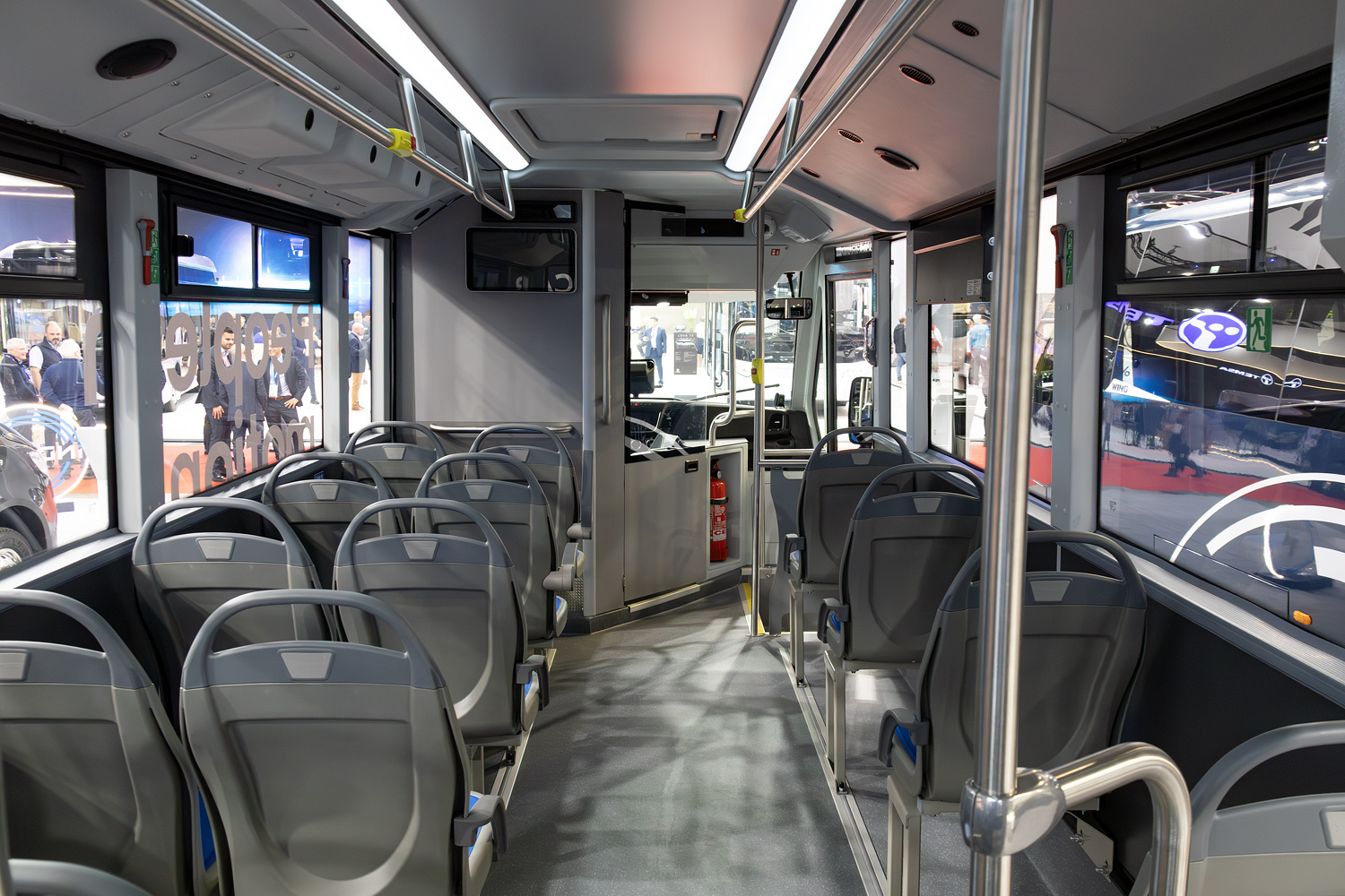 Испания, Indcar e-Mobi City L8 № [e-Mobi]; Бельгия — Busworld Europe 2025