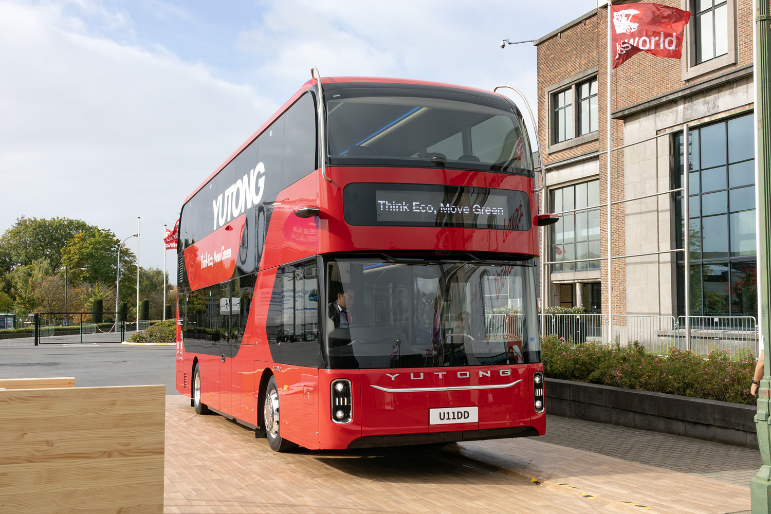 Китай, Yutong U11DD № [1016619]; Бельгия — Busworld Europe 2025