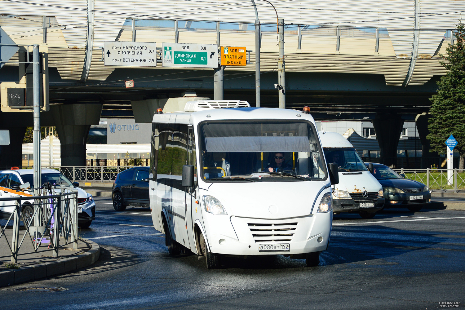 Санкт-Петербург, Неман-420224-11 № В 080 АТ 198