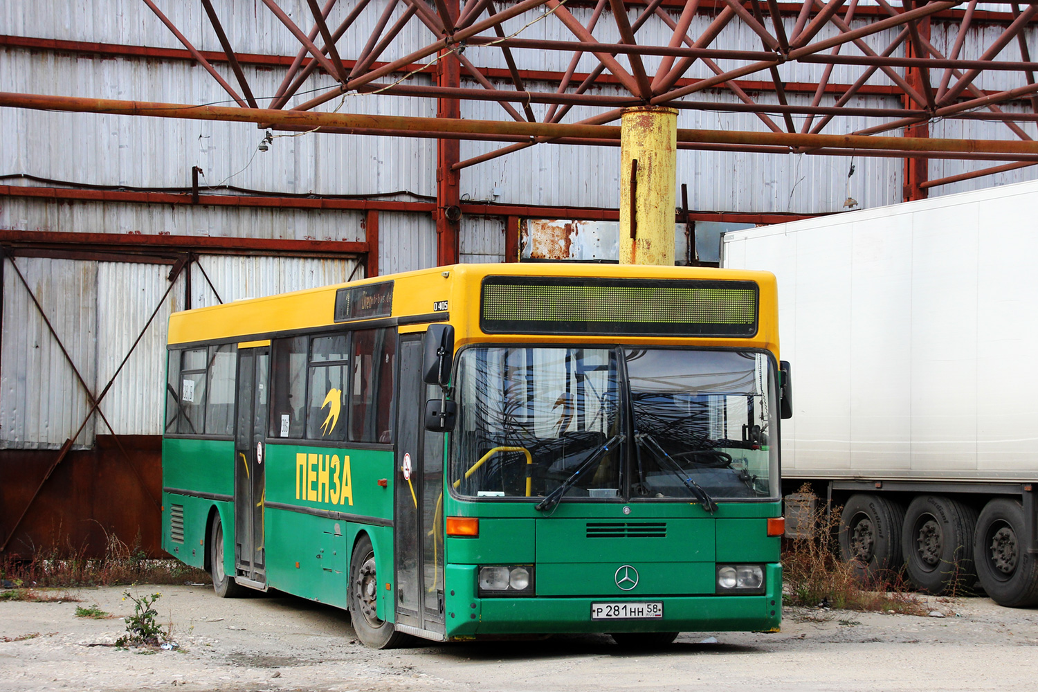 Пензенская область, Mercedes-Benz O405 № Р 281 НН 58