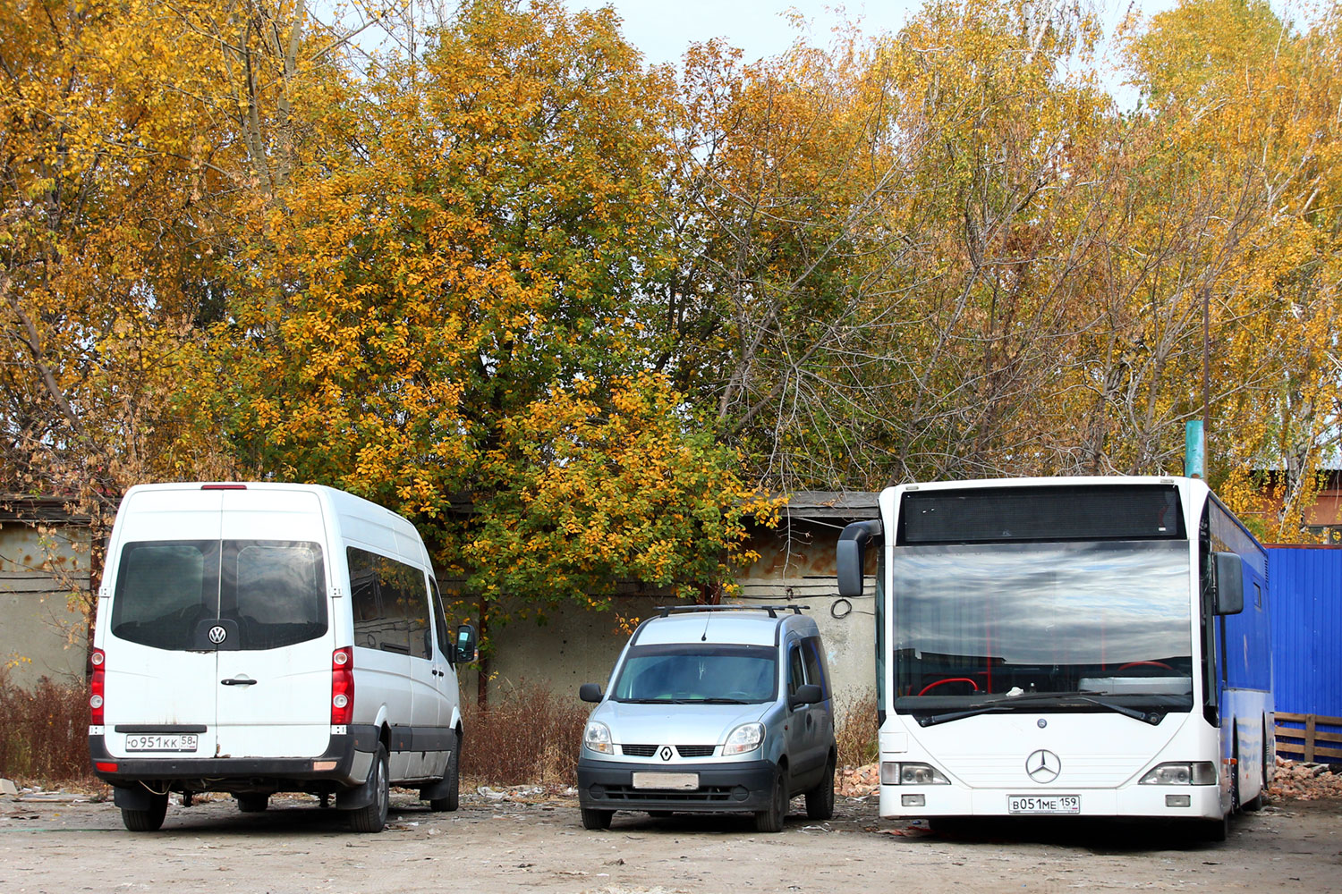 Пензенская область, Volkswagen Crafter № О 951 КК 58; Пензенская область, Mercedes-Benz O530 Citaro № В 051 МЕ 159