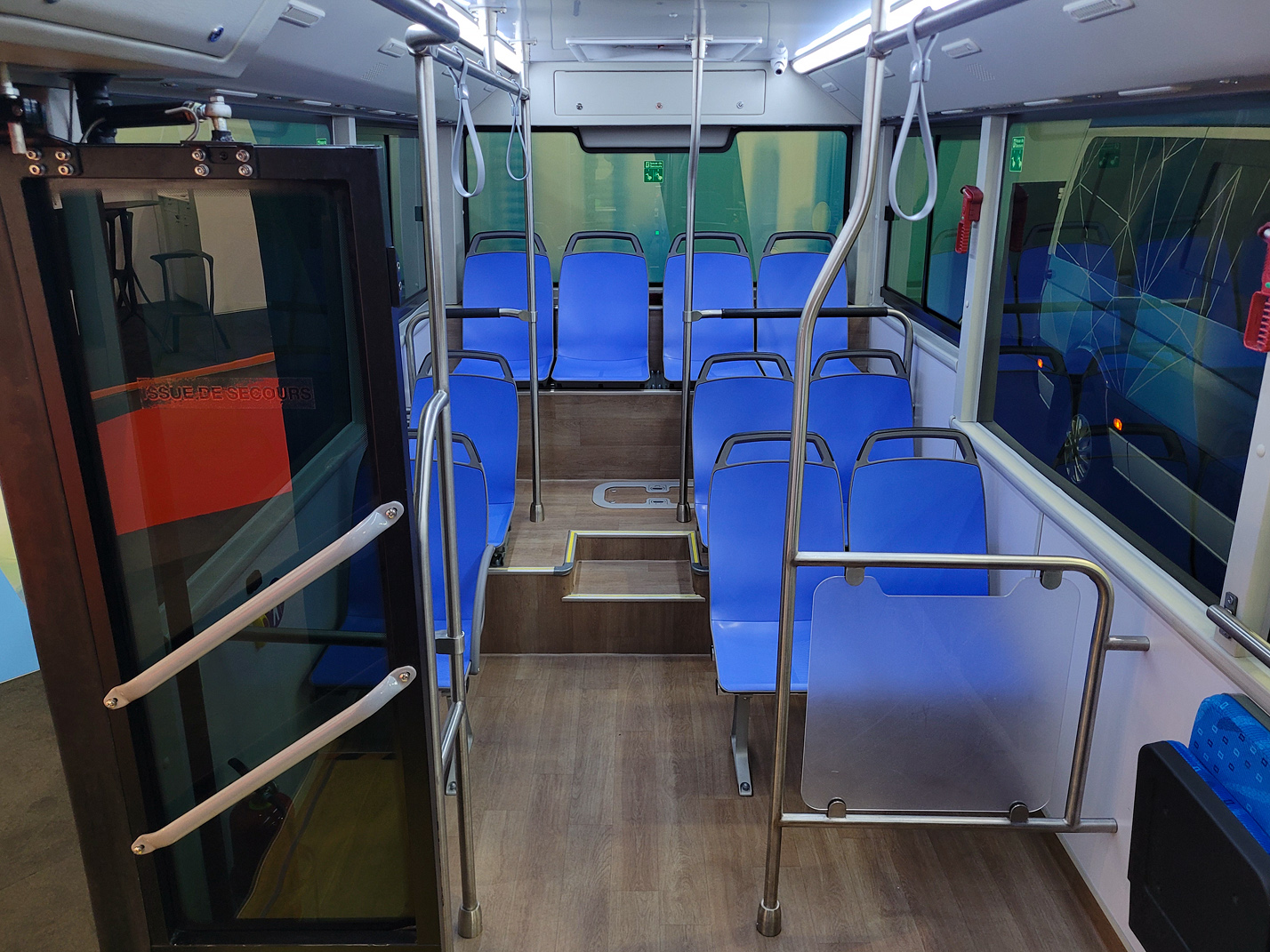 Франция, Safra INYCIA (Yangtse WG6640BEVDHT3) № [INYCIA]; Бельгия — Busworld Europe 2025
