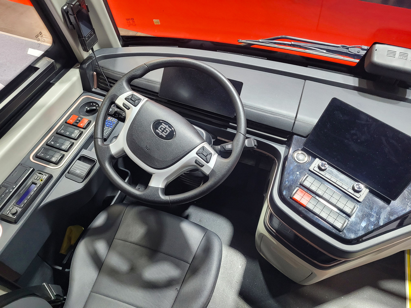 Китай, CRRC eU12C № [1250510]; Бельгия — Busworld Europe 2025