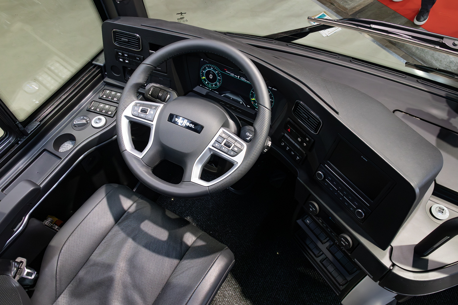 Нидерланды, Van Hool T16 Astron № [74022]; Бельгия — Busworld Europe 2025