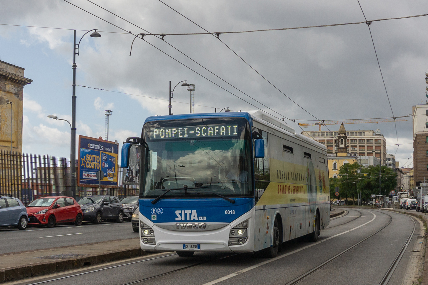 Włochy, IVECO Crossway LINE 12M NP Nr 6018