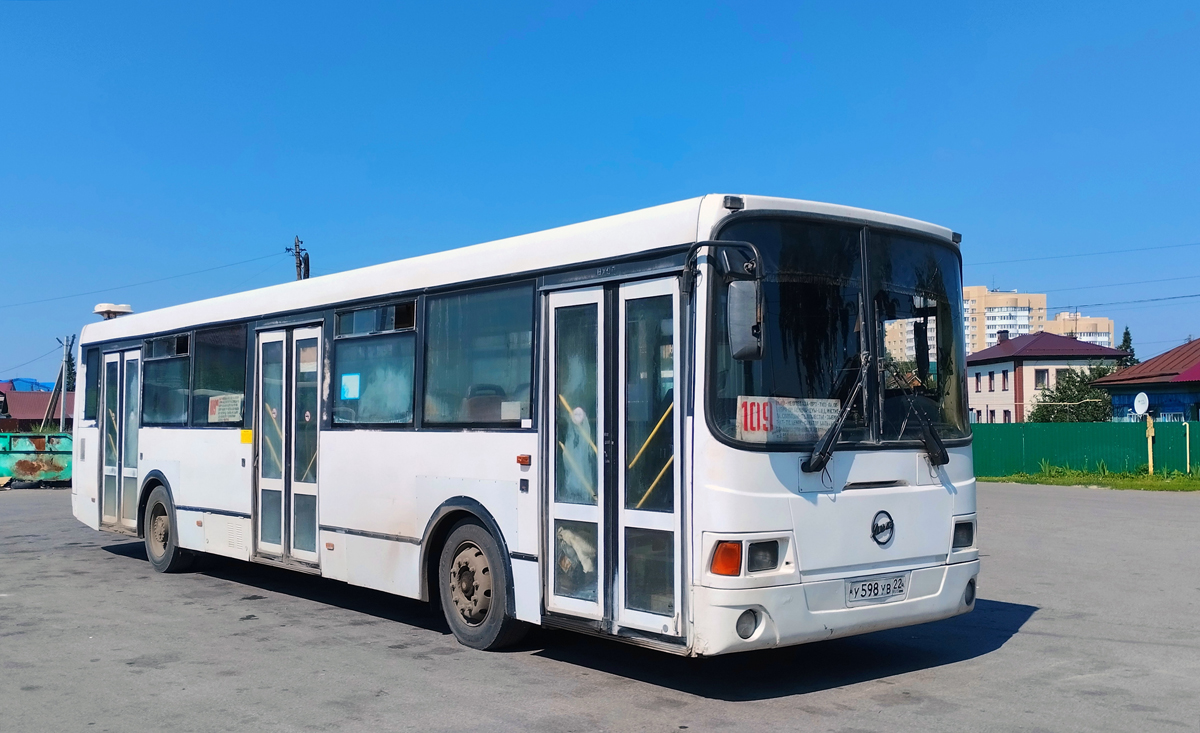 Алтайский край, ЛиАЗ-5256.53 № У 598 УВ 22